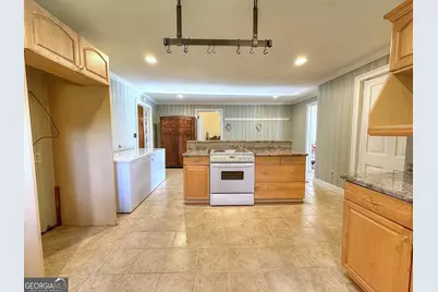 207 College Street, Hogansville, GA 30230 - Photo 23