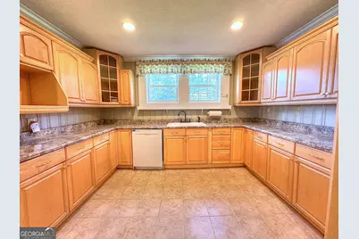 207 College Street, Hogansville, GA 30230 - Photo 21