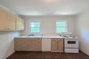 2110 S Lumpkin St, Athens, GA 30606 - Photo 5