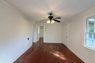 2110 S Lumpkin St, Athens, GA 30606 - Photo 3