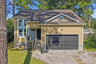 443 Poplar St, Trenton, GA 30752 - Photo 1