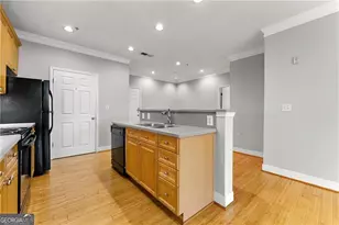 4201 Stratford Commons, Decatur, GA 30033 - Photo 3