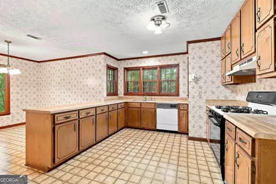 170 Wendell Court, Fayetteville, GA 30215 - Photo 3
