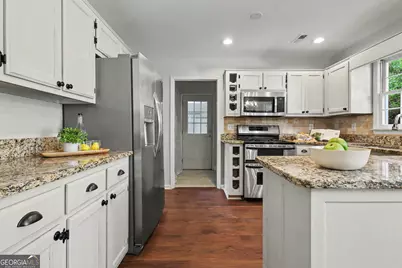 401 Walnut Grove Road, Peachtree City, GA 30269 - Photo 13