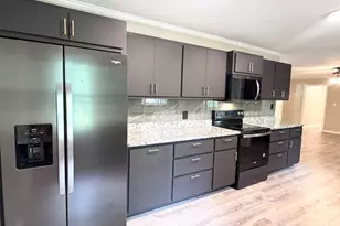 304 Pinewood Dr, Dublin, GA 31021 - Photo 13