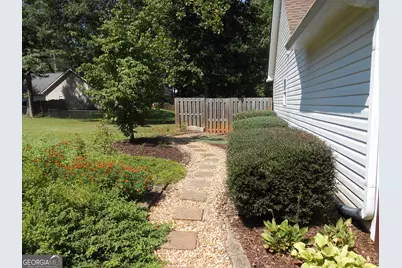 209 Pebble Creek Drive, McDonough, GA 30253 - Photo 19
