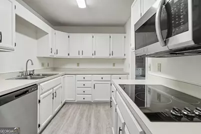230 Stornoway Drive UNIT #3, Clayton, GA 30525 - Photo 13