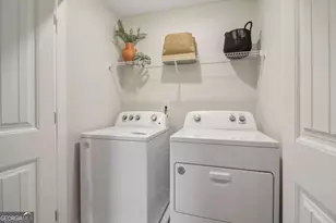518 Woodcreek Circle SW, Atlanta, GA 30331 - Photo 31