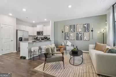 518 Woodcreek Circle SW #11, Atlanta, GA 30331 - Photo 9