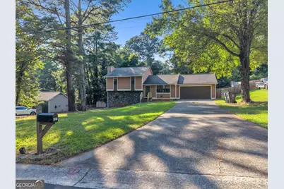 631 Brighton Drive NW, Lawrenceville, GA 30043 - Photo 5