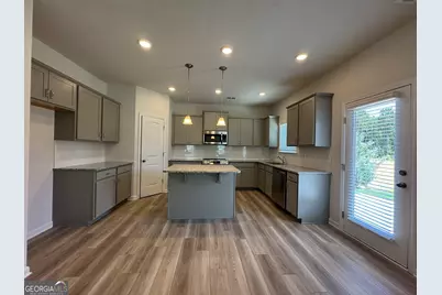 202 Sycamore Drive, Calhoun, GA 30701 - Photo 9