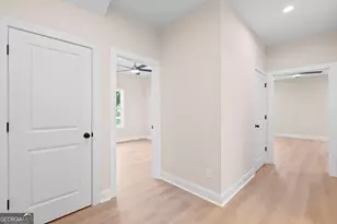 106 Little St, Williamson, GA 30292 - Photo 19