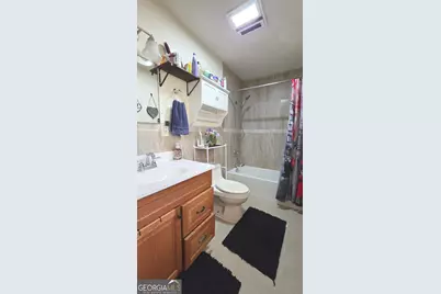 208 Lakeview Drive, Stockbridge, GA 30281 - Photo 9