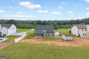 1220 Walters Rd, Lavonia, GA 30553 - Photo 5