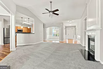 7350 Poppy Way, Union City, GA 30291 - Photo 17