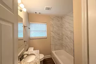 1743 Carter Cir, East Point, GA 30344 - Photo 7