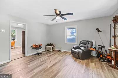 203 E Crovat Street, Lagrange, GA 30241 - Photo 9