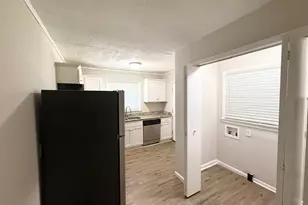 2639 Harmony Way, East Point, GA 30344 - Photo 7