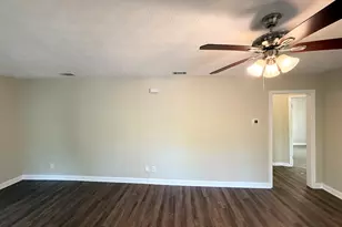 424 Dorsey Rd, Hapeville, GA 30354 - Photo 3