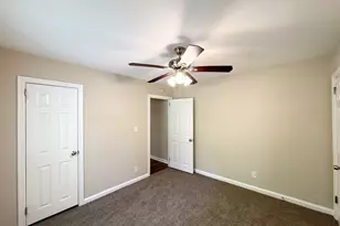 424 Dorsey Rd, Hapeville, GA 30354 - Photo 11