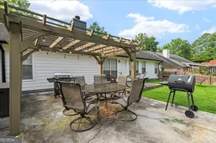 5235 Sterling Trace Ct NW, Lilburn, GA 30047 - Photo 27