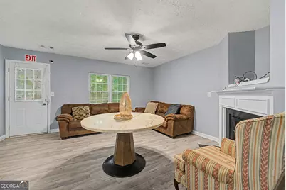 1141 Gable Terrace, Jonesboro, GA 30236 - Photo 5