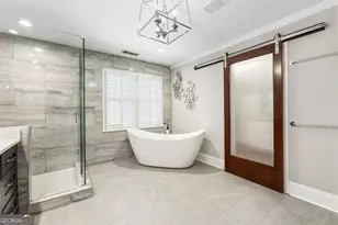 2640 Coachmans Cir, Roswell, GA 30022 - Photo 27