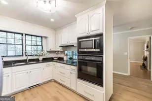 1820 Kirkwood Dr, Macon, GA 31211 - Photo 11