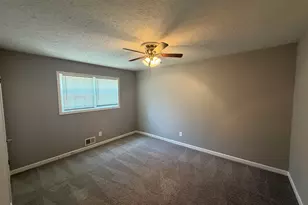 125 S Meadowcliff Cir, Carrollton, GA 30116 - Photo 13