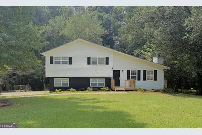 125 S Meadowcliff Circle, Carrollton, GA 30116 - Photo 1
