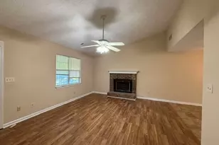 206 Lisa Ct, Hampton, GA 30228 - Photo 3
