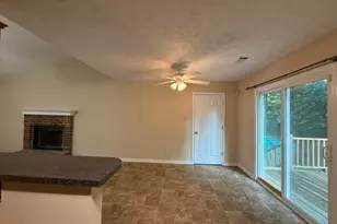 206 Lisa Ct, Hampton, GA 30228 - Photo 5
