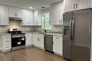 720 Jewel Pl, Lilburn, GA 30047 - Photo 5
