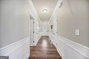 221 Woodford Dr, Canton, GA 30115 - Photo 3