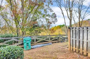 398 Pine Hill Pl, Norcross, GA 30093 - Photo 3