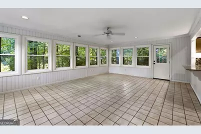 7140 Duncourtney Drive, Sandy Springs, GA 30328 - Photo 13