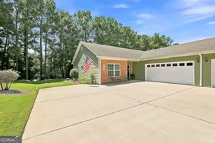2102 Commonwealth Cir, Newnan, GA 30263 - Photo 3