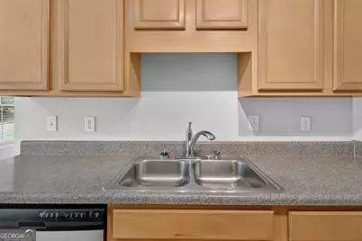 180 Shenandoah Drive, Covington, GA 30016 - Photo 9
