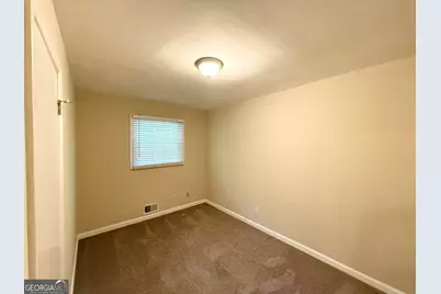 2839 Waters Road SW, Atlanta, GA 30354 - Photo 5