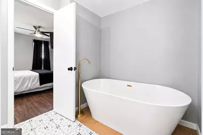 624 Village Lane Drive SW, Marietta, GA 30060 - Photo 13