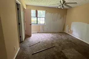 1077 Walnut Creek Ln, Jonesboro, GA 30238 - Photo 15