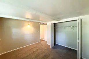 2837 Redwine Rd, East Point, GA 30344 - Photo 9