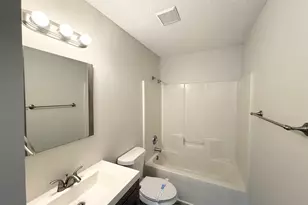 5753 3 Lakes Dr, Atlanta, GA 30349 - Photo 15