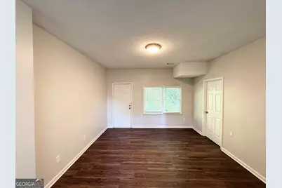 5753 Three Lakes Drive, Atlanta, GA 30349 - Photo 9
