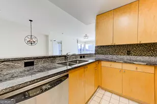 3338 Peachtree Rd NE, Atlanta, GA 30326 - Photo 21