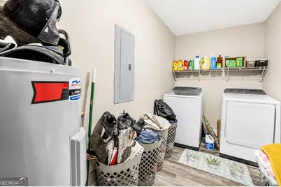 209 Roslyn Court, Dalton, GA 30721 - Photo 9