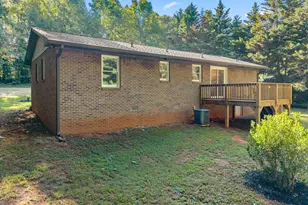 937 Sam Craven Rd, Cleveland, GA 30528 - Photo 27
