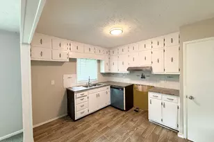 4392 Cedar Ridge Trail, Stone Mountain, GA 30083 - Photo 5