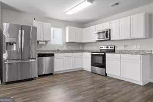 324 Middleton Ct, Chatsworth, GA 30705 - Photo 3