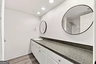 6851 Roswell Rd, Sandy Springs, GA 30328 - Photo 11
